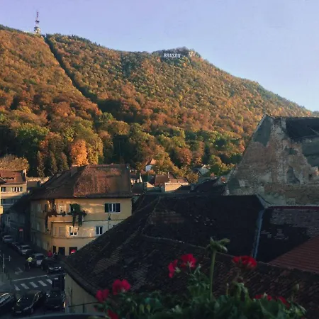 Vista Studio Brasov In The Heart Of The Old City Center Extérieur photo