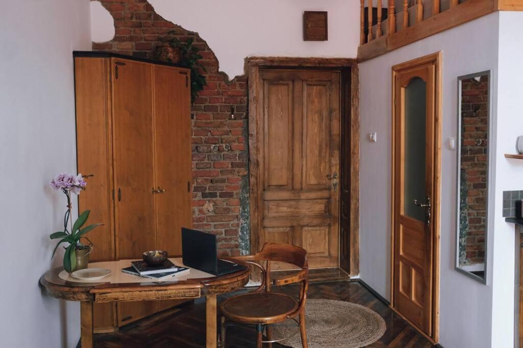 Appartement Vista In The Heart Of The Old Center